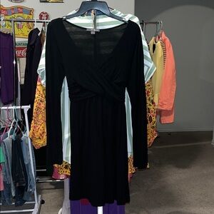 Forever 21 Black Long Sleeve Dress